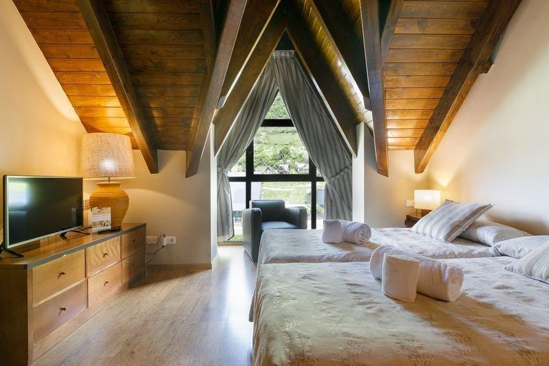 Estudio Vistas Aparthotel La Vall Blanca Vielha Vielha Estudio Vistas Aparthotel La Vall Blanca Vielha Vielha