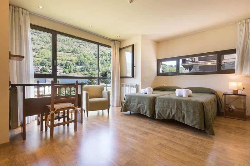 Estudio Vistas Aparthotel La Vall Blanca Vielha Vielha Estudio Vistas Aparthotel La Vall Blanca Vielha Vielha