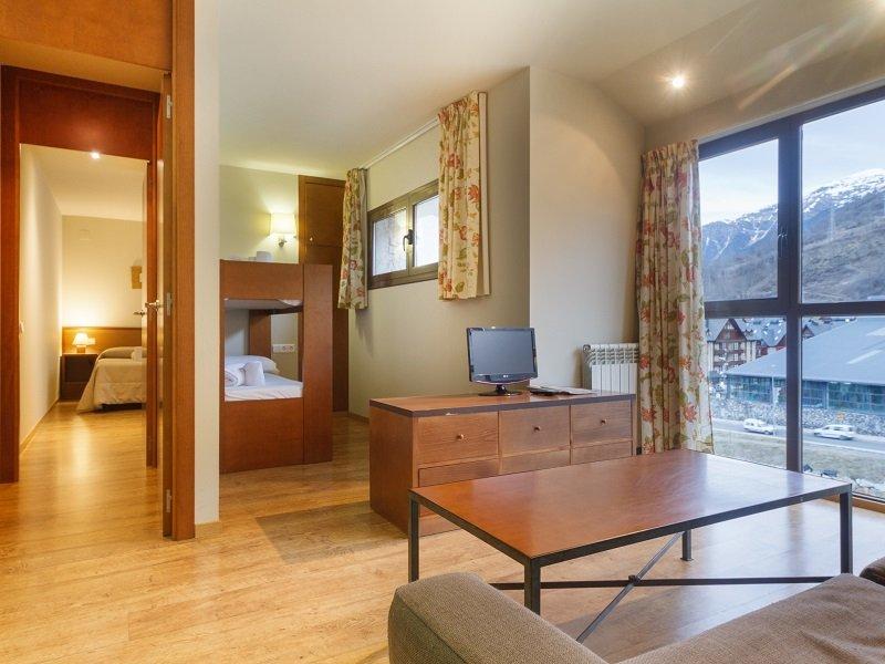 Apartamento familiar vista montaña Aparthotel La Vall Blanca Vielha Vielha Apartamento familiar vista montaña Aparthotel La Vall Blanca Vielha Vielha
